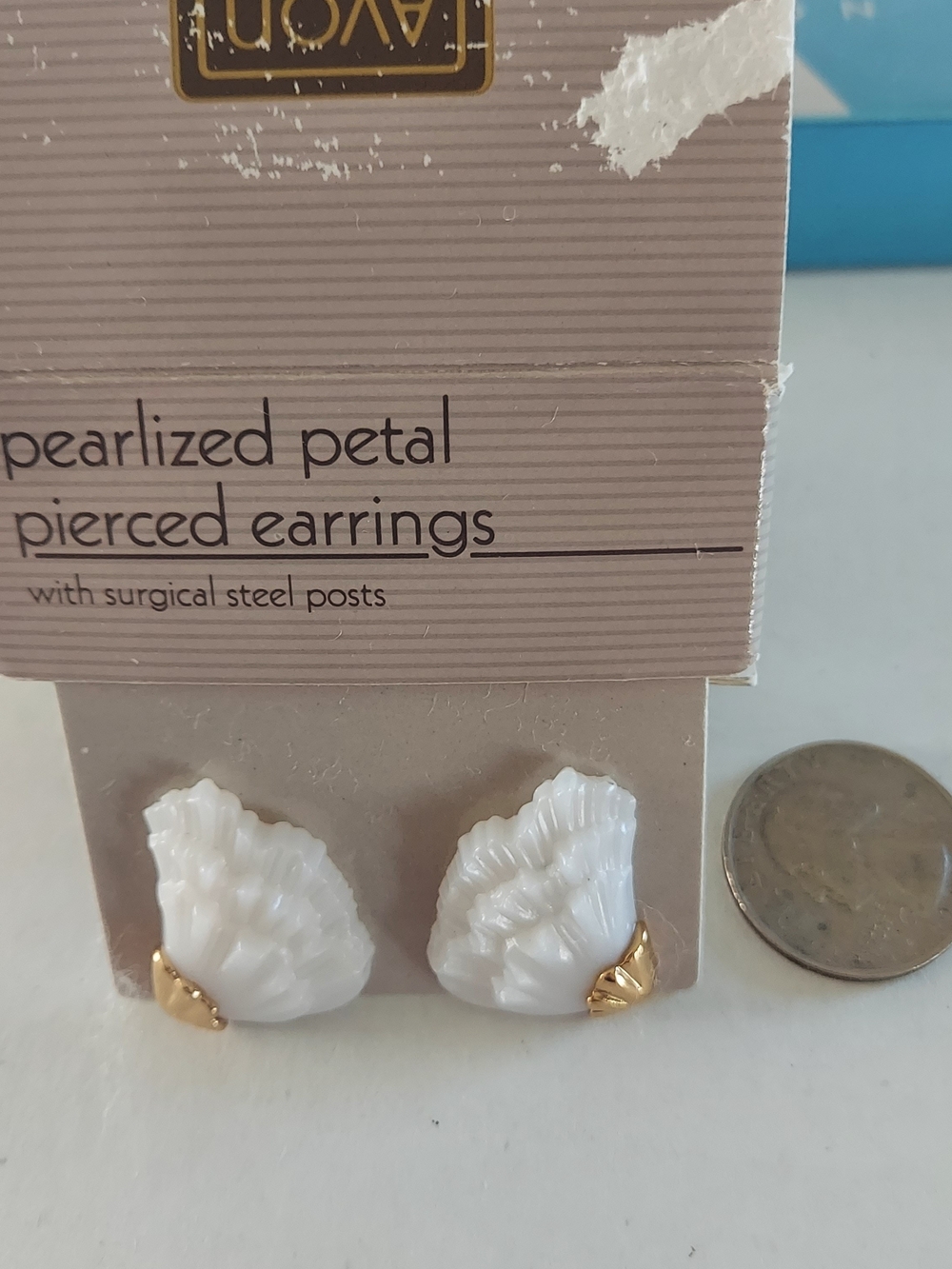 Vintage Avon White Pearlized Petal Stud Earrings with Gold Accent